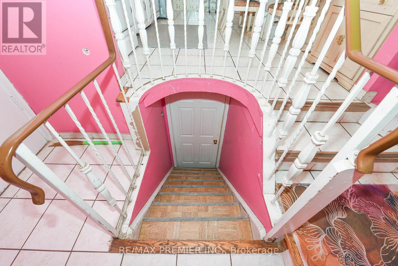 35 Taysham Crescent, Toronto, Ontario  M9V 1X1 - Photo 26 - W12493228