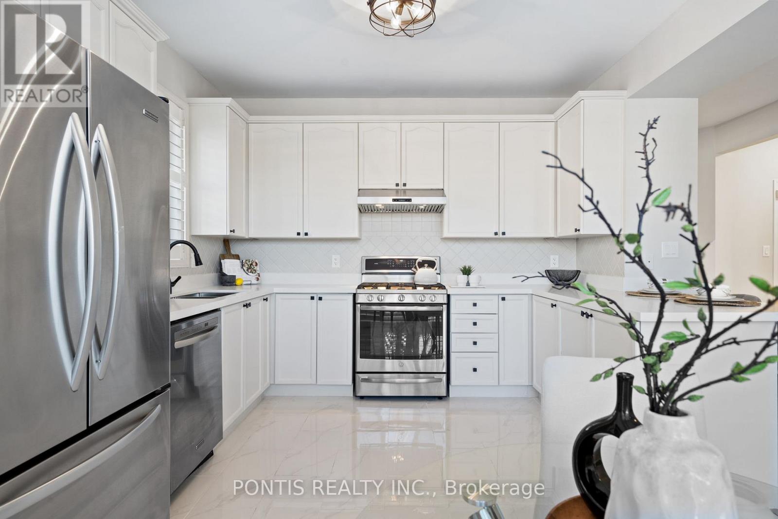 44 Damatta Drive, Brampton, Ontario  L6X 0N6 - Photo 17 - W12493240