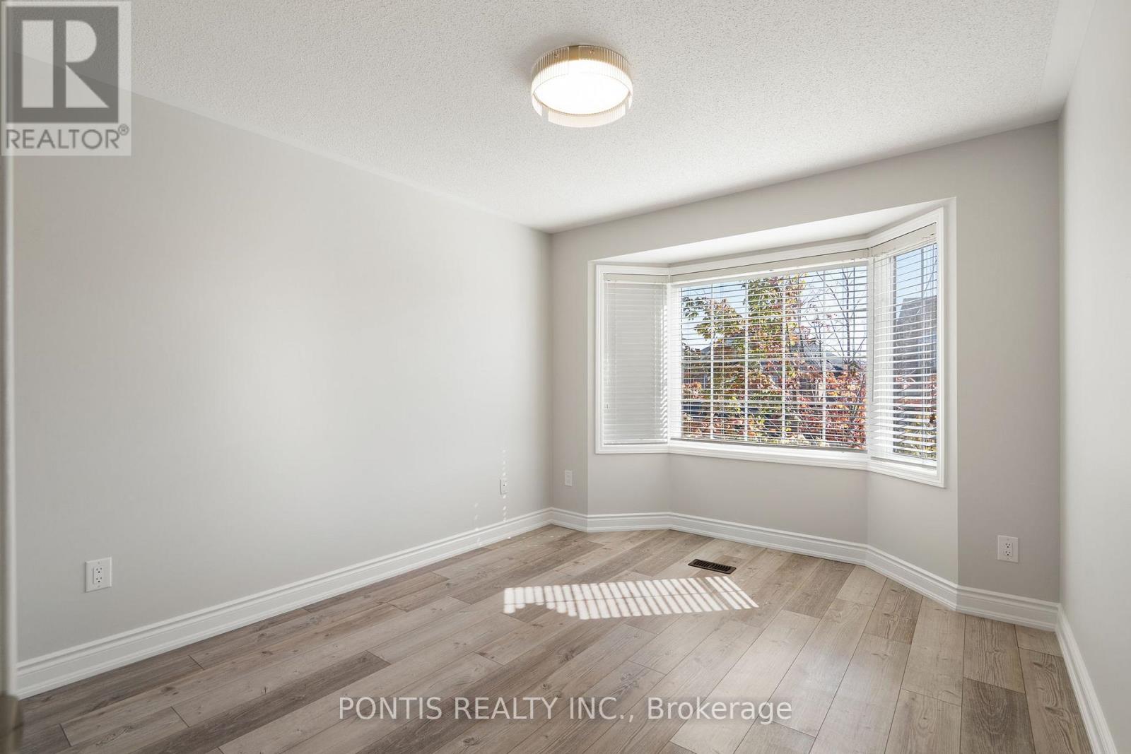 44 Damatta Drive, Brampton, Ontario  L6X 0N6 - Photo 33 - W12493240