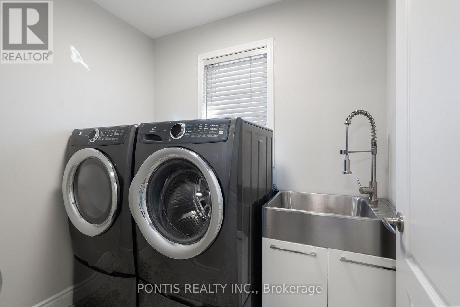 44 Damatta Drive, Brampton, Ontario  L6X 0N6 - Photo 35 - W12493240