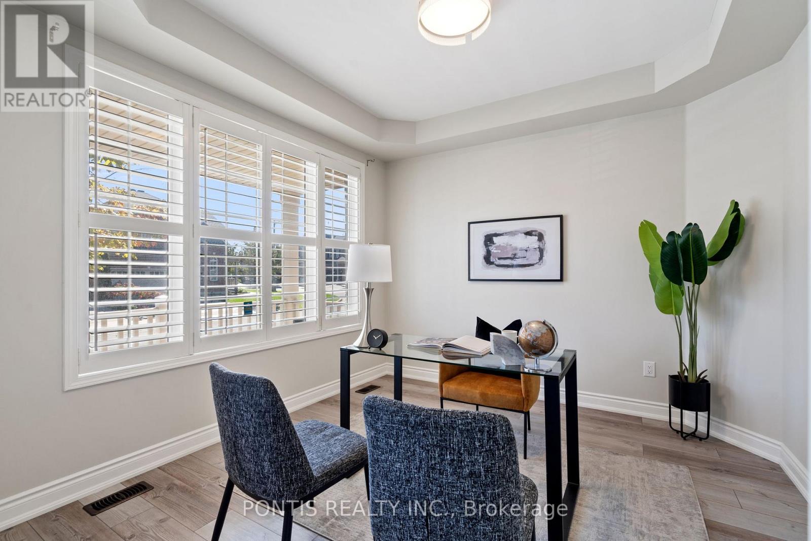 44 Damatta Drive, Brampton, Ontario  L6X 0N6 - Photo 7 - W12493240