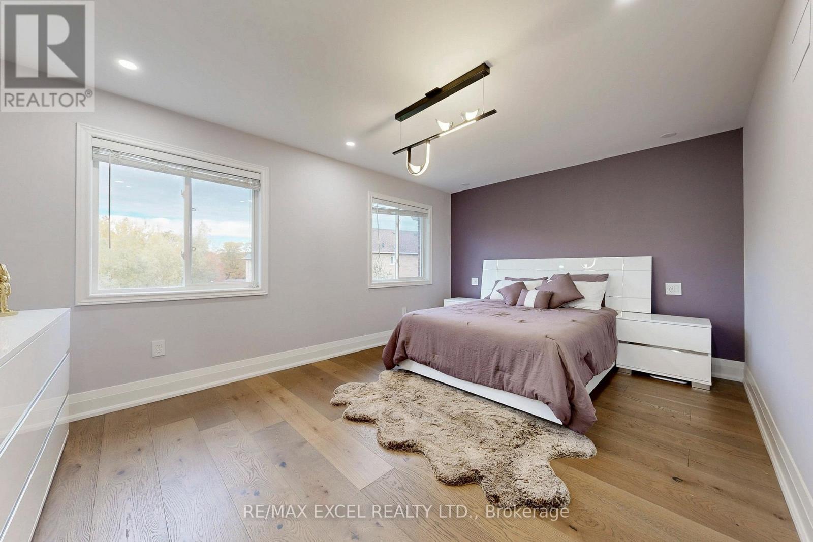 384 Old Colony Road, Richmond Hill, Ontario  L4E 5B2 - Photo 22 - N12484209