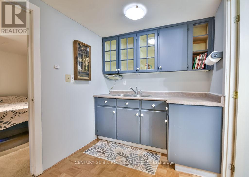 58 Collings Avenue, Bradford West Gwillimbury, Ontario  L3Z 1S3 - Photo 14 - N12487054