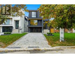 957 HALLIDAY AVENUE, Mississauga, Ontario