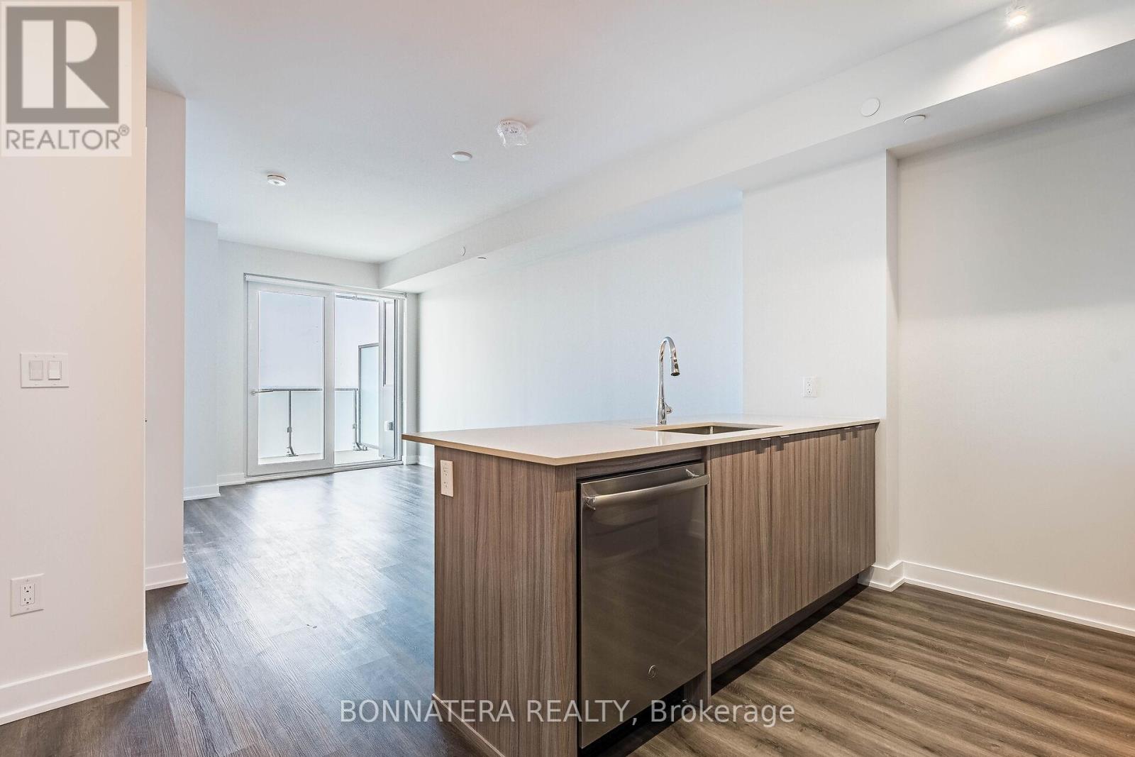 3302 - 4130 Parkside Village Drive, Mississauga, Ontario  L5B 0L7 - Photo 36 - W12492892