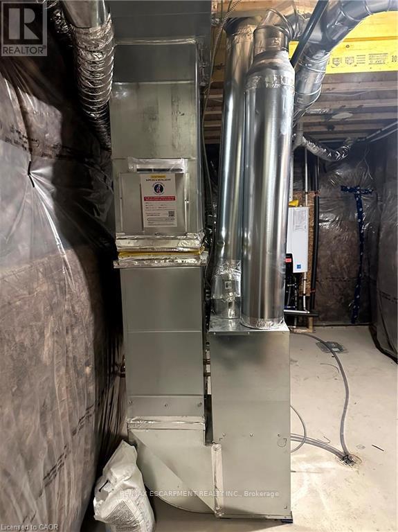 29 - 660 Colborne Street W, Brantford, Ontario  N3T 5L5 - Photo 38 - X12463174