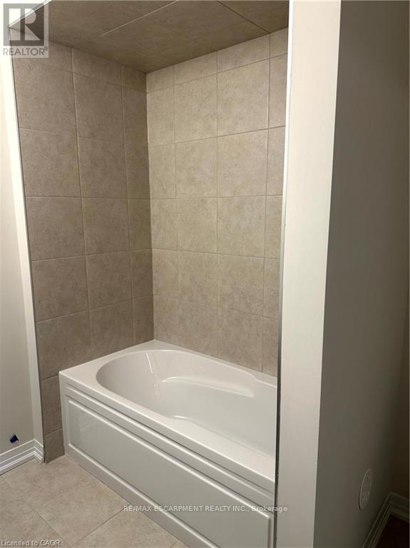 29 - 660 Colborne Street W, Brantford, Ontario  N3T 5L5 - Photo 28 - X12463174