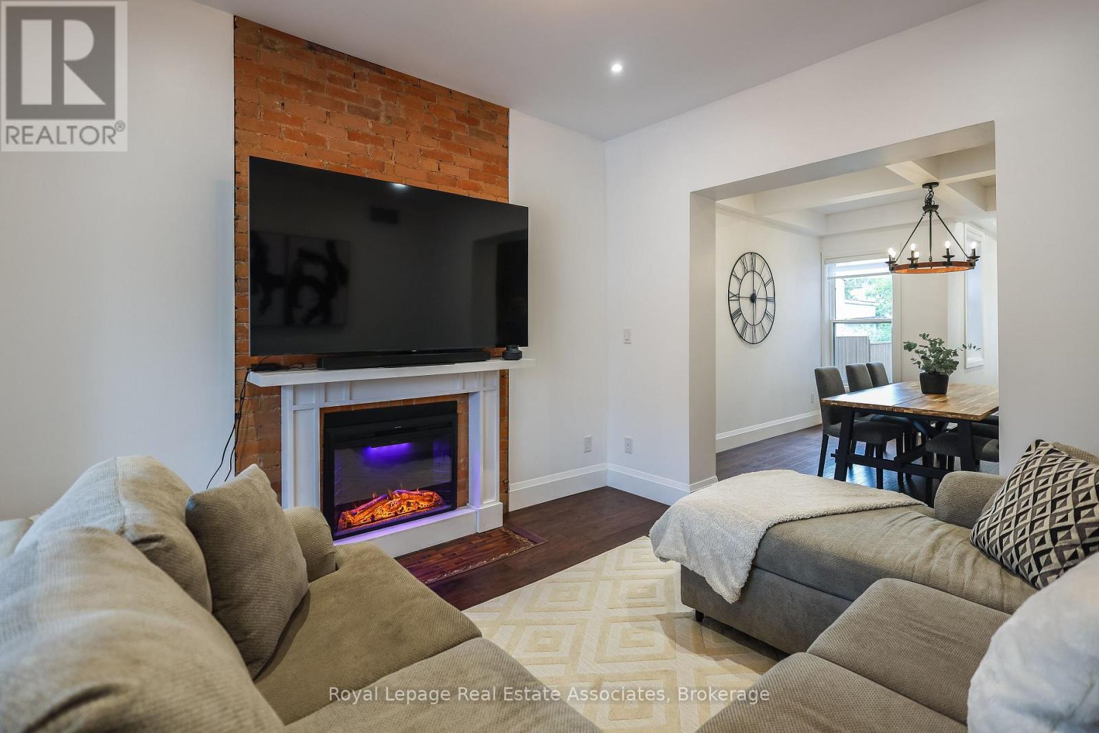 211 John Street N, Hamilton, Ontario  L8L 4P4 - Photo 7 - X12490272