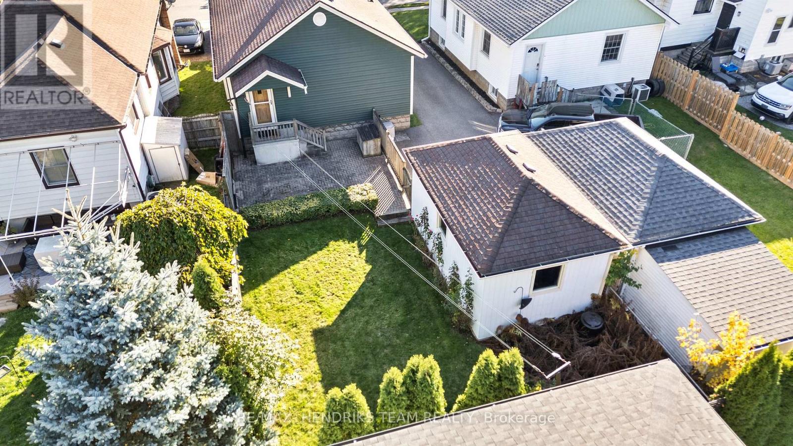 15 Stuart Avenue, St. Catharines, Ontario  L2R 1M6 - Photo 31 - X12493336