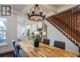 211 JOHN STREET N, Hamilton, Ontario