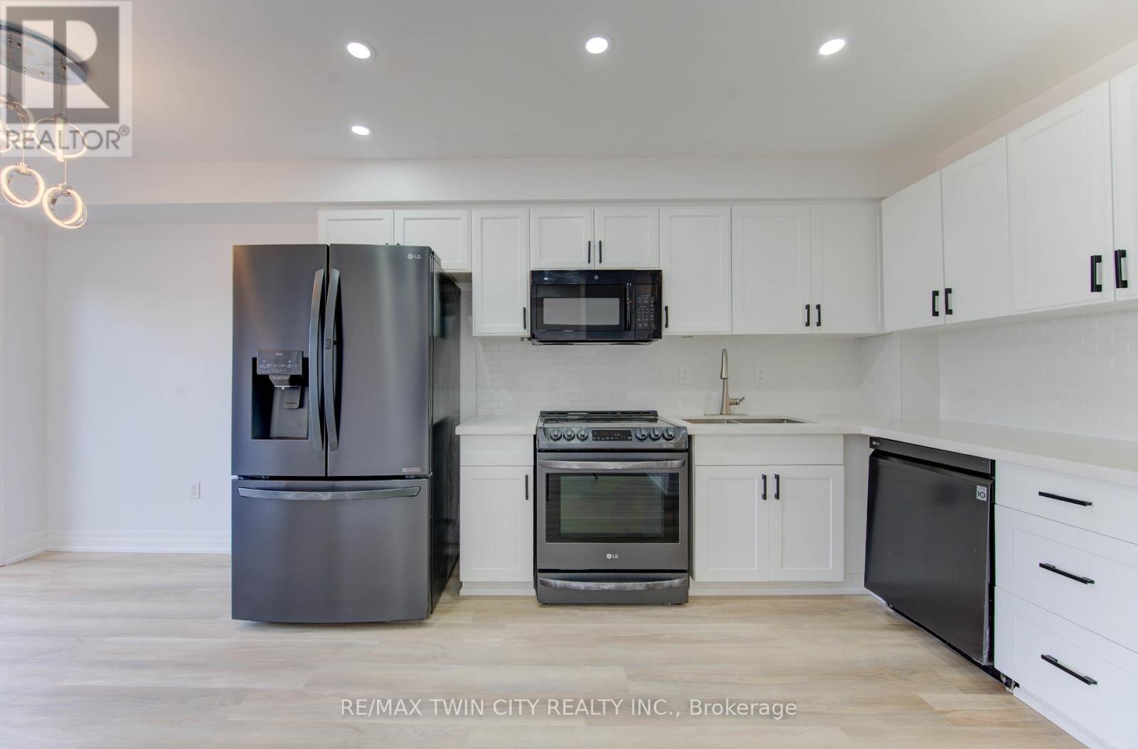 82 Trowbridge Street, Woolwich, Ontario  N0B 1M0 - Photo 3 - X12493038