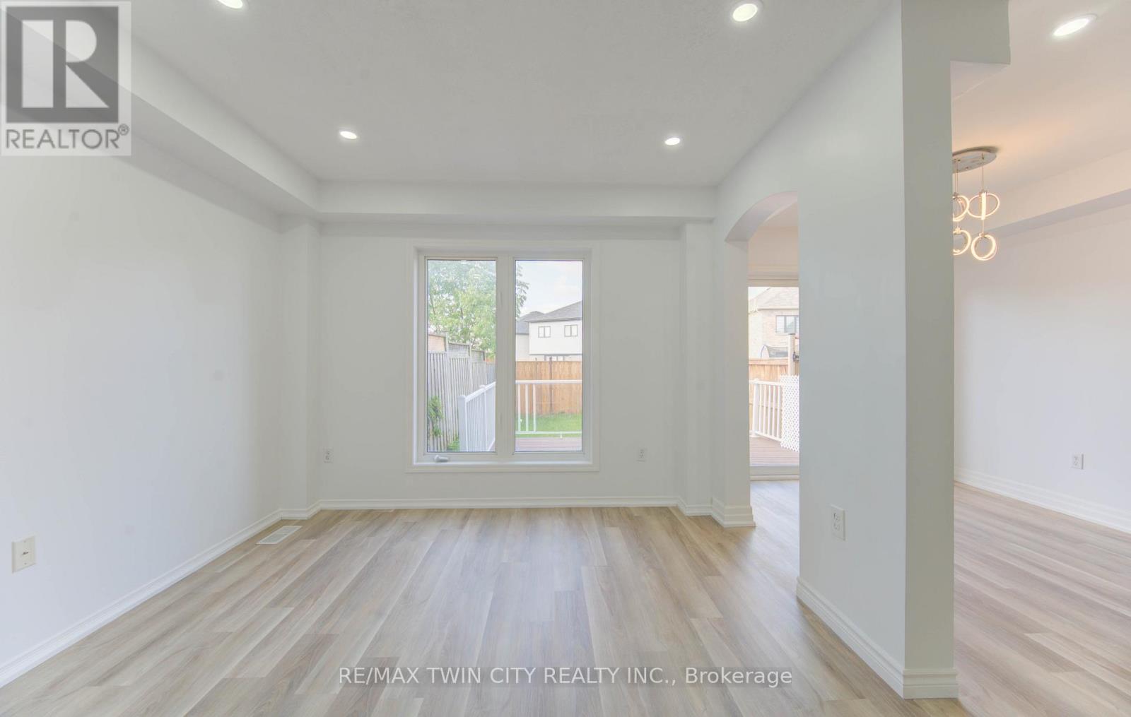 82 Trowbridge Street, Woolwich, Ontario  N0B 1M0 - Photo 7 - X12493038