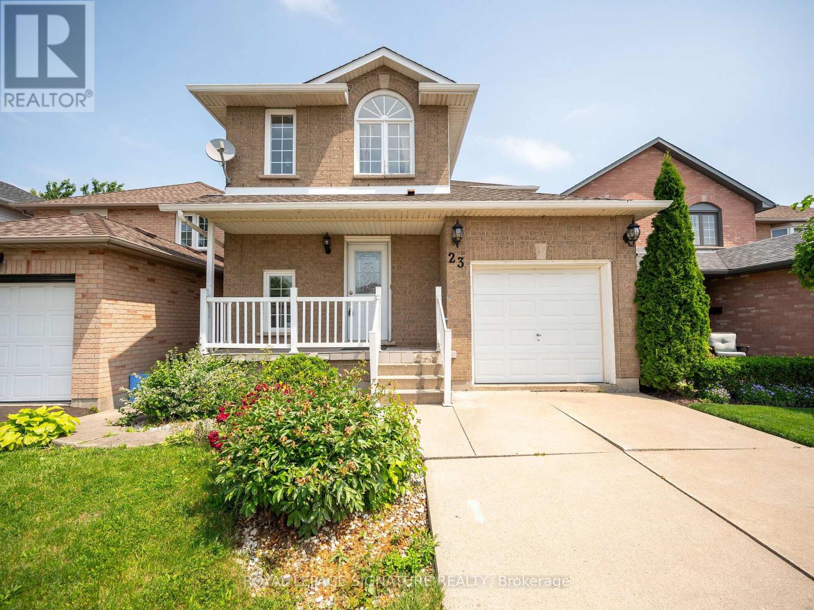 23 BEAVERTON DRIVE, Hamilton, Ontario