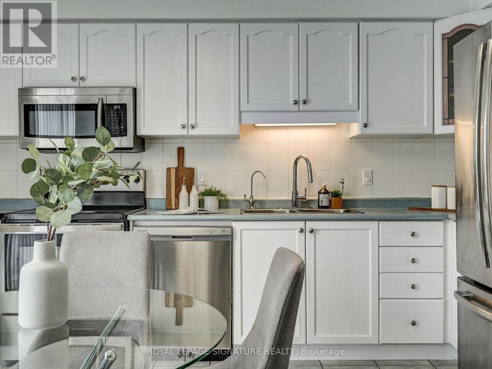 23 Beaverton Drive, Hamilton, Ontario  L8W 3K9 - Photo 26 - X12493110