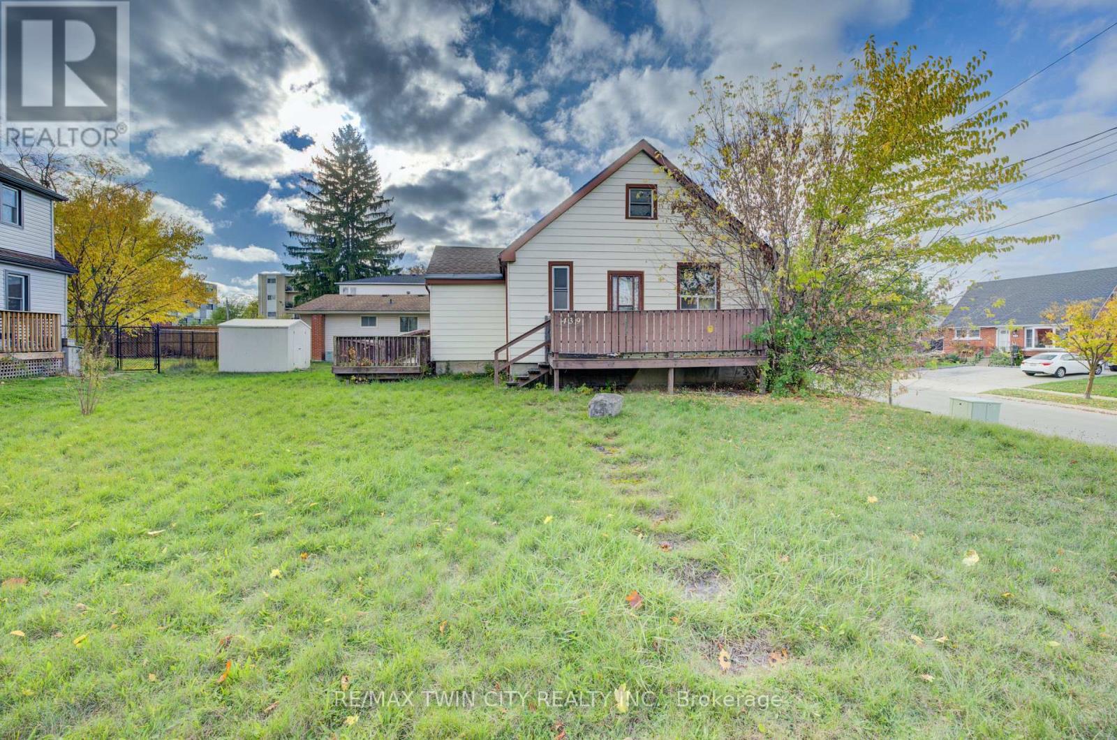 439 Alice Avenue, Kitchener, Ontario  N2M 2A3 - Photo 16 - X12493124