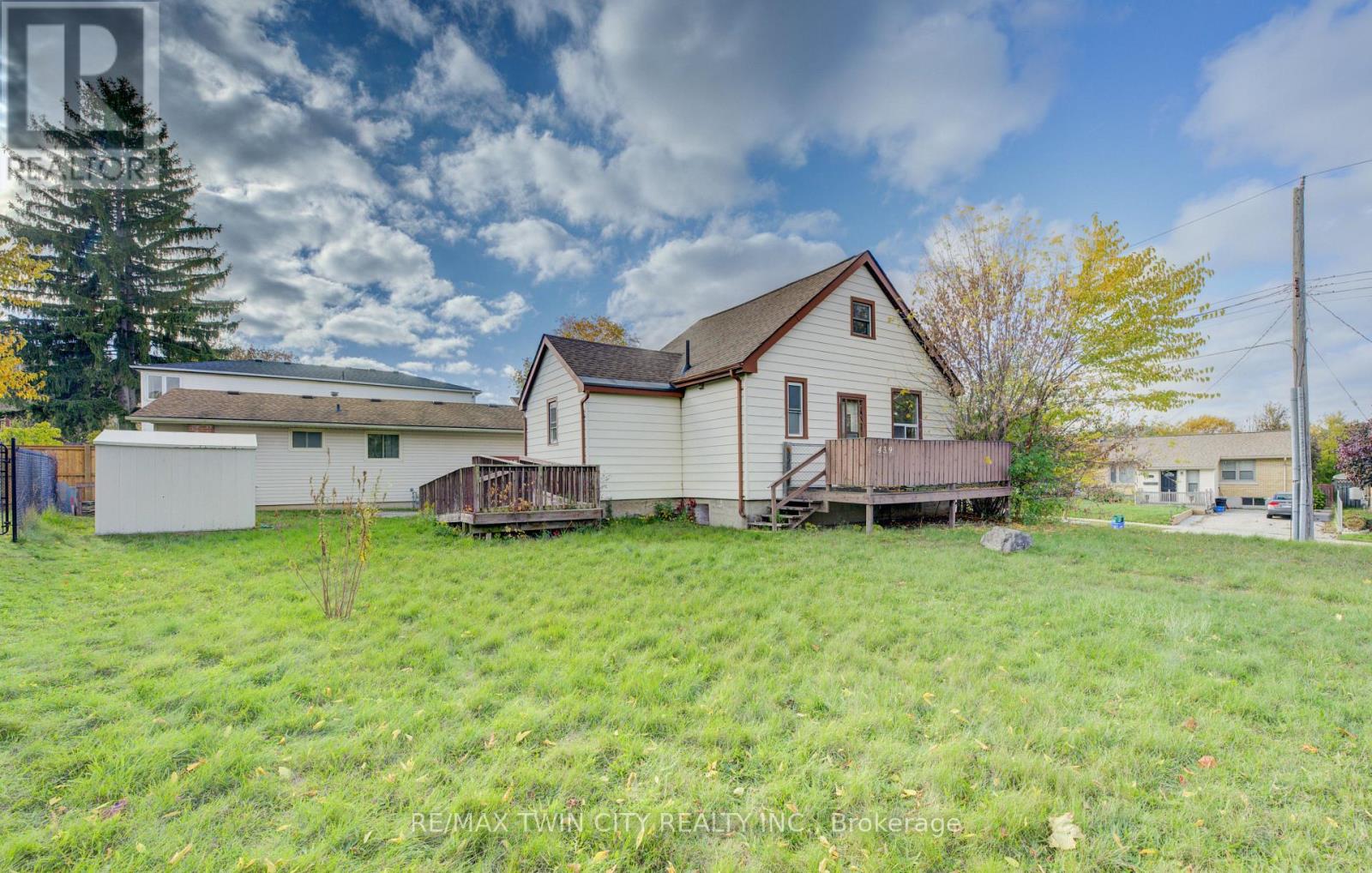 439 Alice Avenue, Kitchener, Ontario  N2M 2A3 - Photo 17 - X12493124