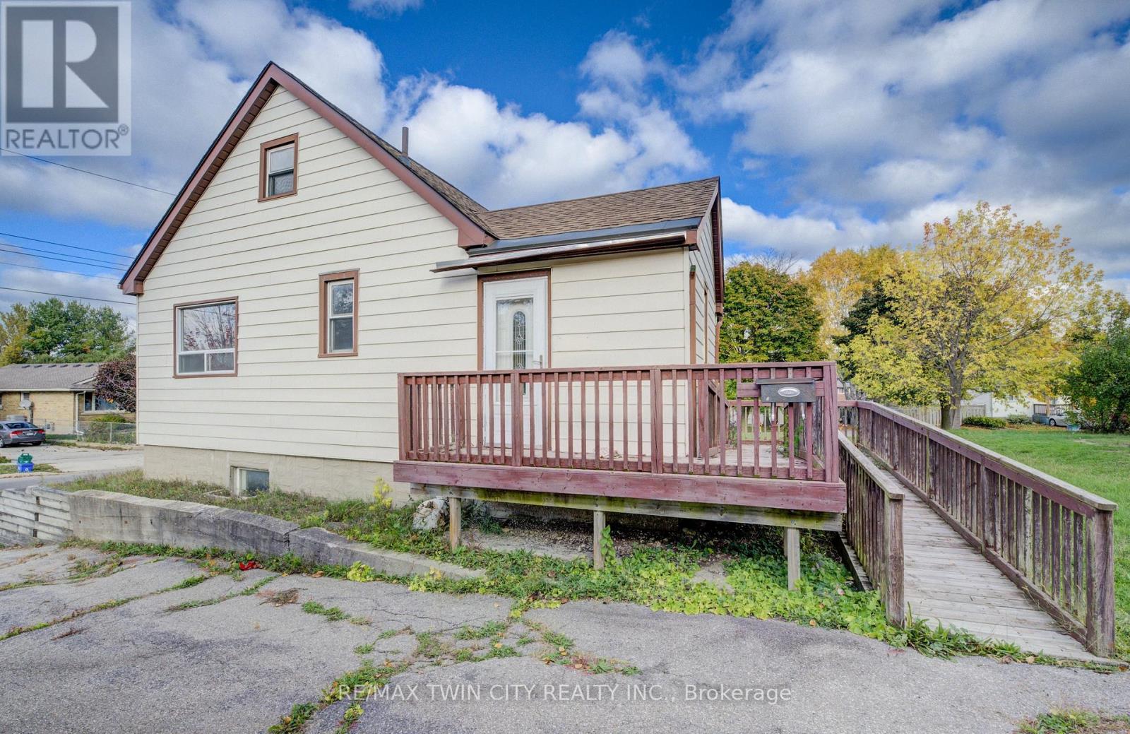 439 Alice Avenue, Kitchener, Ontario  N2M 2A3 - Photo 20 - X12493124