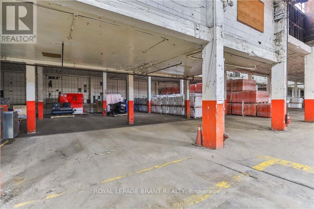 A - 148 Mohawk Street, Brantford, Ontario  N3S 7G5 - Photo 11 - X12493216