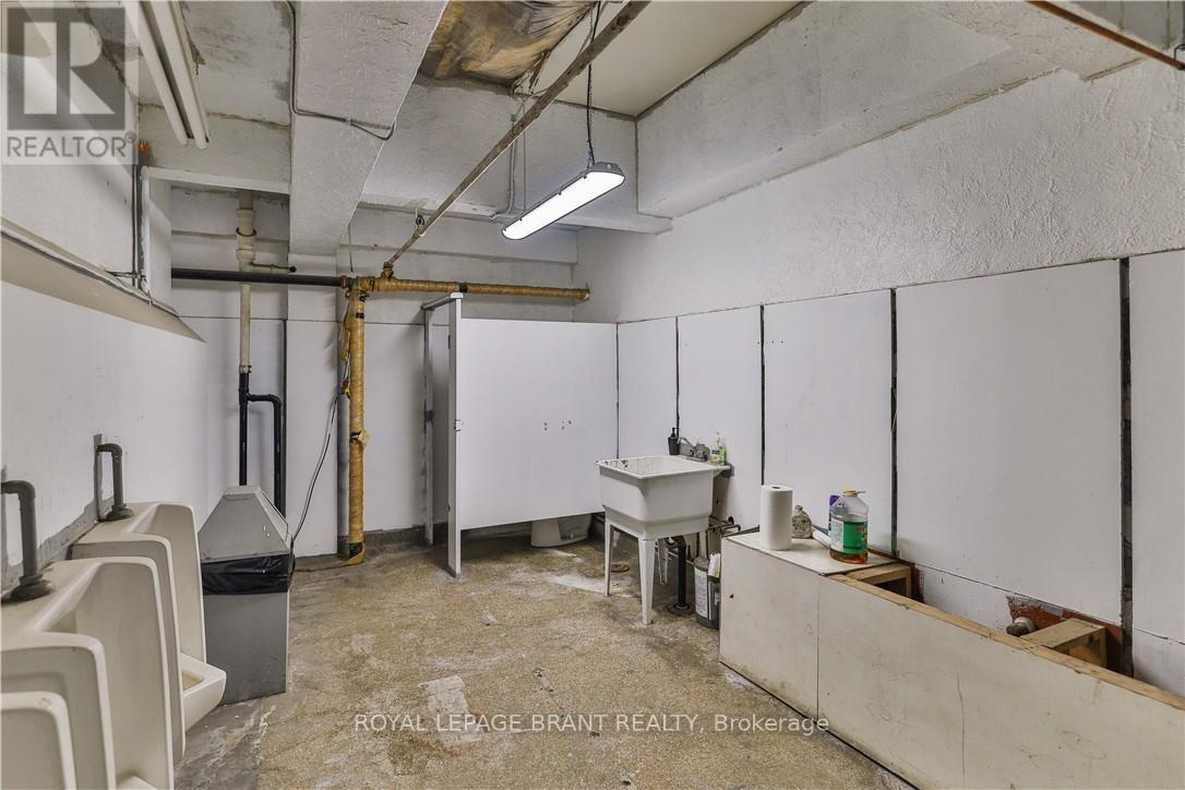 A - 148 Mohawk Street, Brantford, Ontario  N3S 7G5 - Photo 26 - X12493216