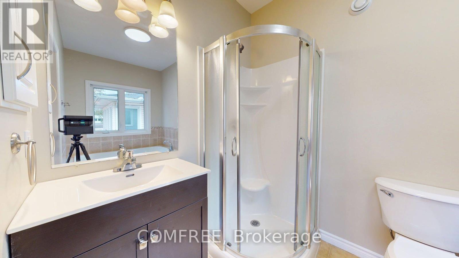 253 Goulburn Avenue, Ottawa, Ontario  K1N 8E5 - Photo 28 - X12486328