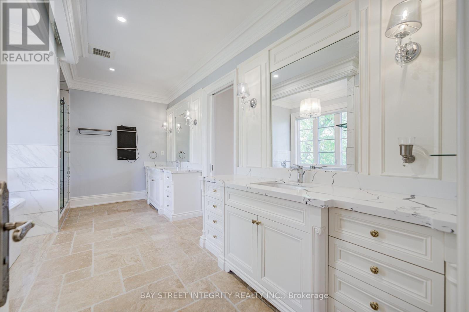 9 Highland Court, Aurora, Ontario  L4G 2S9 - Photo 24 - N12484977