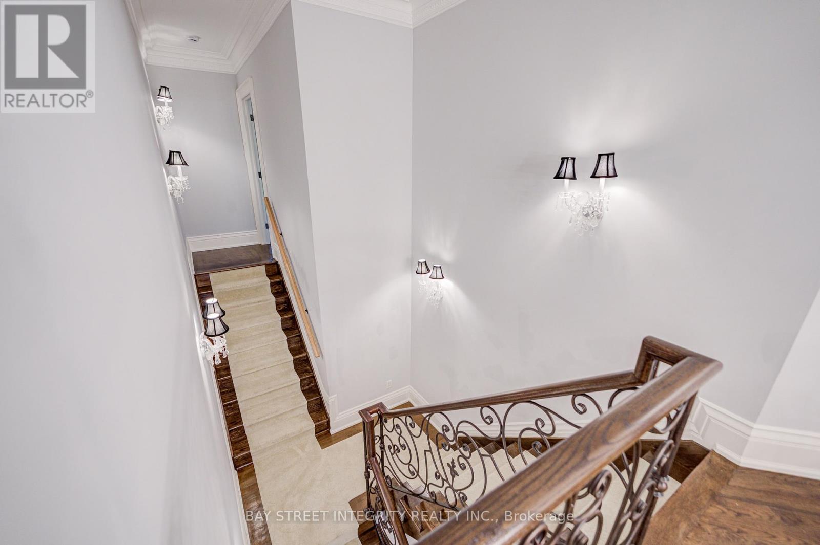 9 Highland Court, Aurora, Ontario  L4G 2S9 - Photo 37 - N12484977