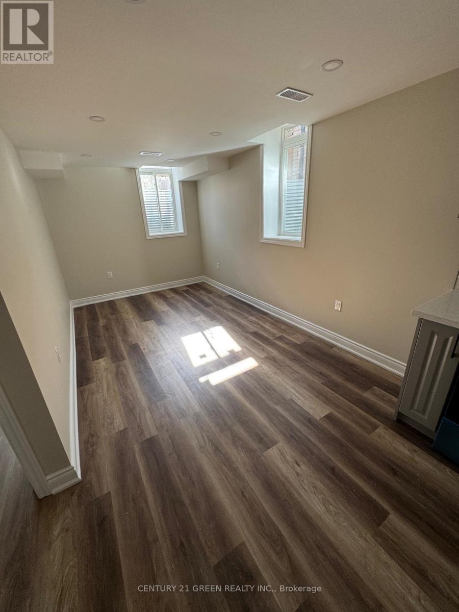 #2 - 18 Coulterville Drive, Caledon, Ontario  L7C 1Z9 - Photo 9 - W12488902