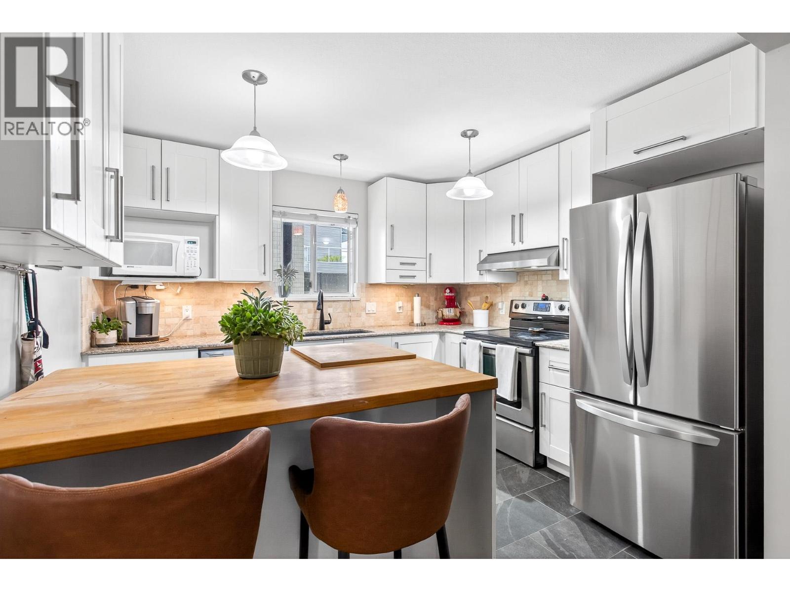 305 2733 Atlin Place, Coquitlam, British Columbia  V3C 5B1 - Photo 12 - R3063383