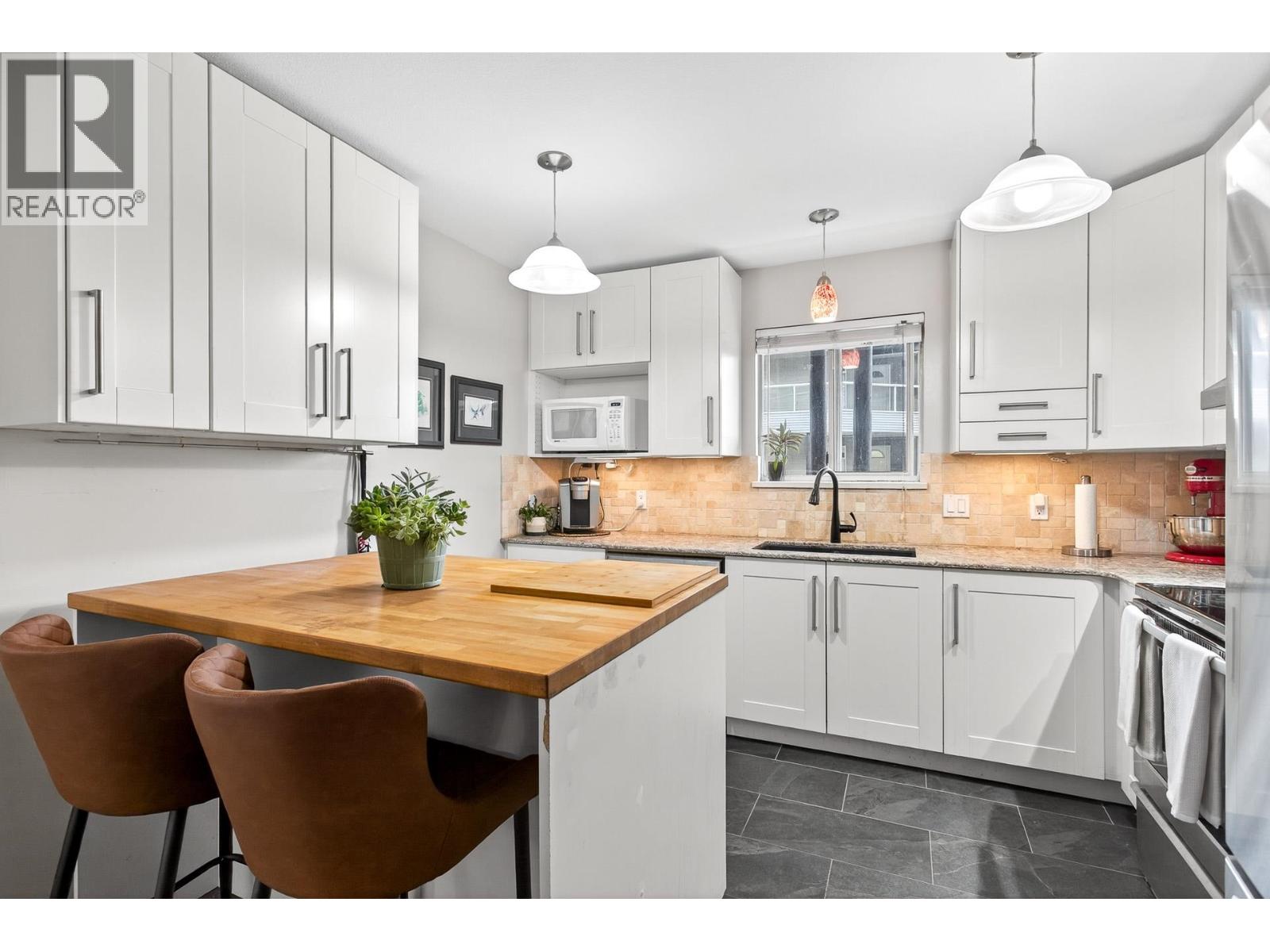 305 2733 Atlin Place, Coquitlam, British Columbia  V3C 5B1 - Photo 14 - R3063383