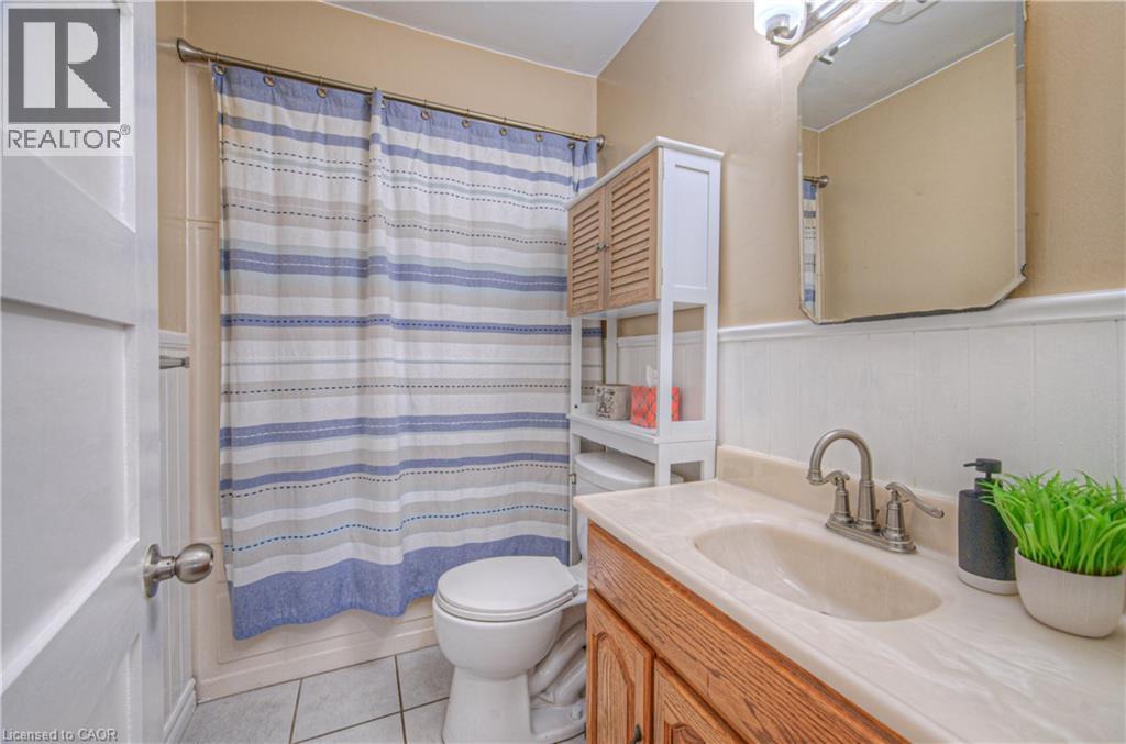 220 Schlueter Drive, Cambridge, Ontario  N3H 4B5 - Photo 14 - 40784247