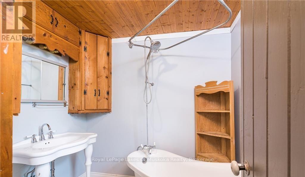 6 Bush Street, Severn, Ontario  L0K 1E0 - Photo 14 - S12493340