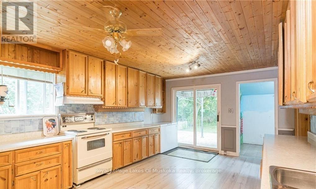 6 Bush Street, Severn, Ontario  L0K 1E0 - Photo 4 - S12493340