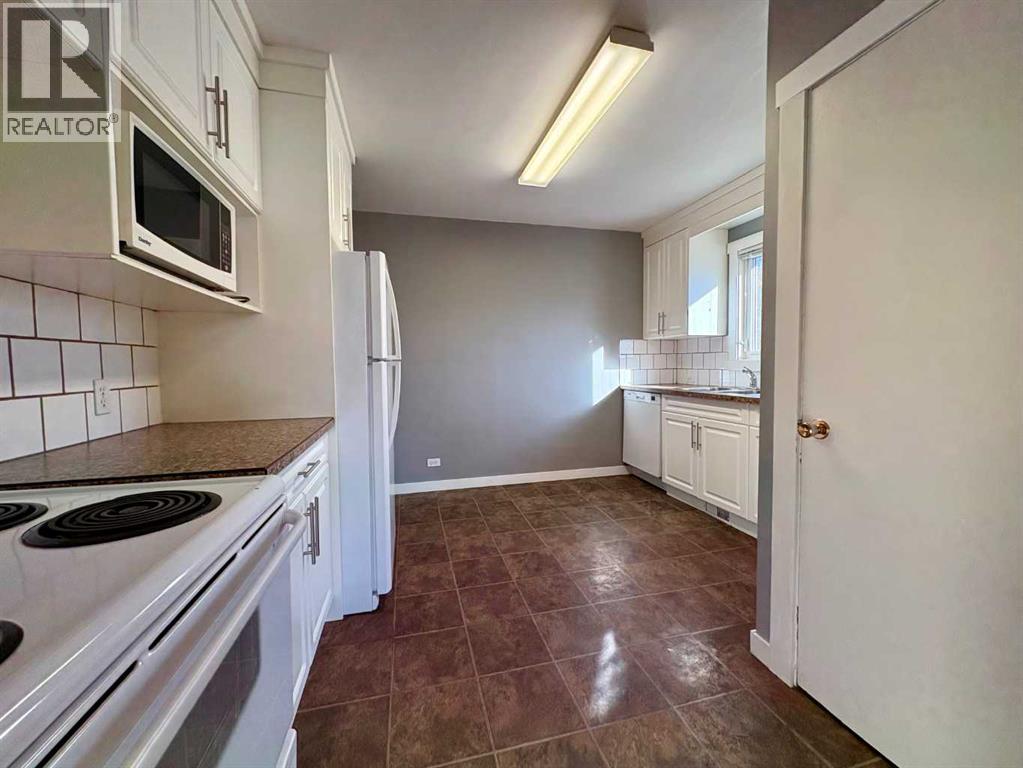 413 23 Street S, Lethbridge, Alberta  T1J 3M8 - Photo 7 - A2250123