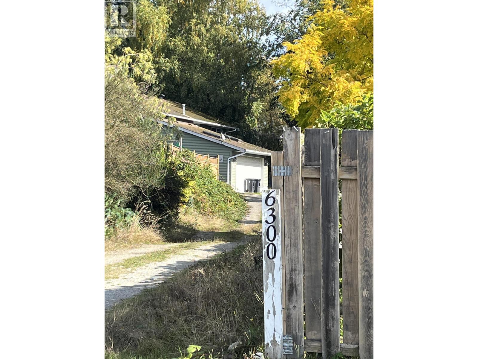 6300 SAMRON ROAD, Sechelt, British Columbia