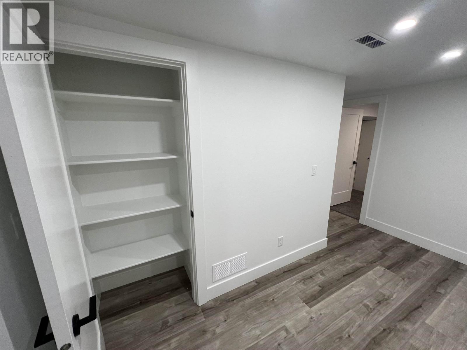 23007 Reid Avenue, Maple Ridge, British Columbia  V2X 0C2 - Photo 2 - R3063412