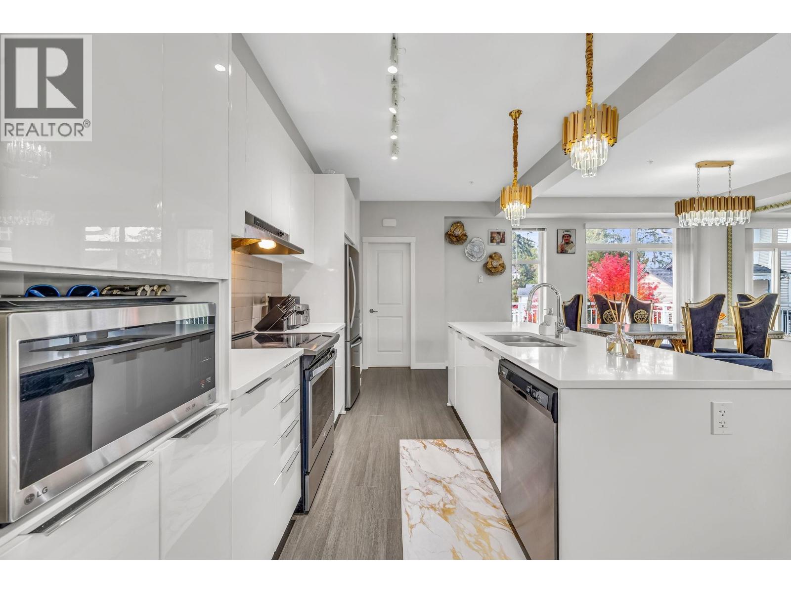 1505 11295 Pazarena Place, Maple Ridge, British Columbia  V2X 4K9 - Photo 5 - R3062284