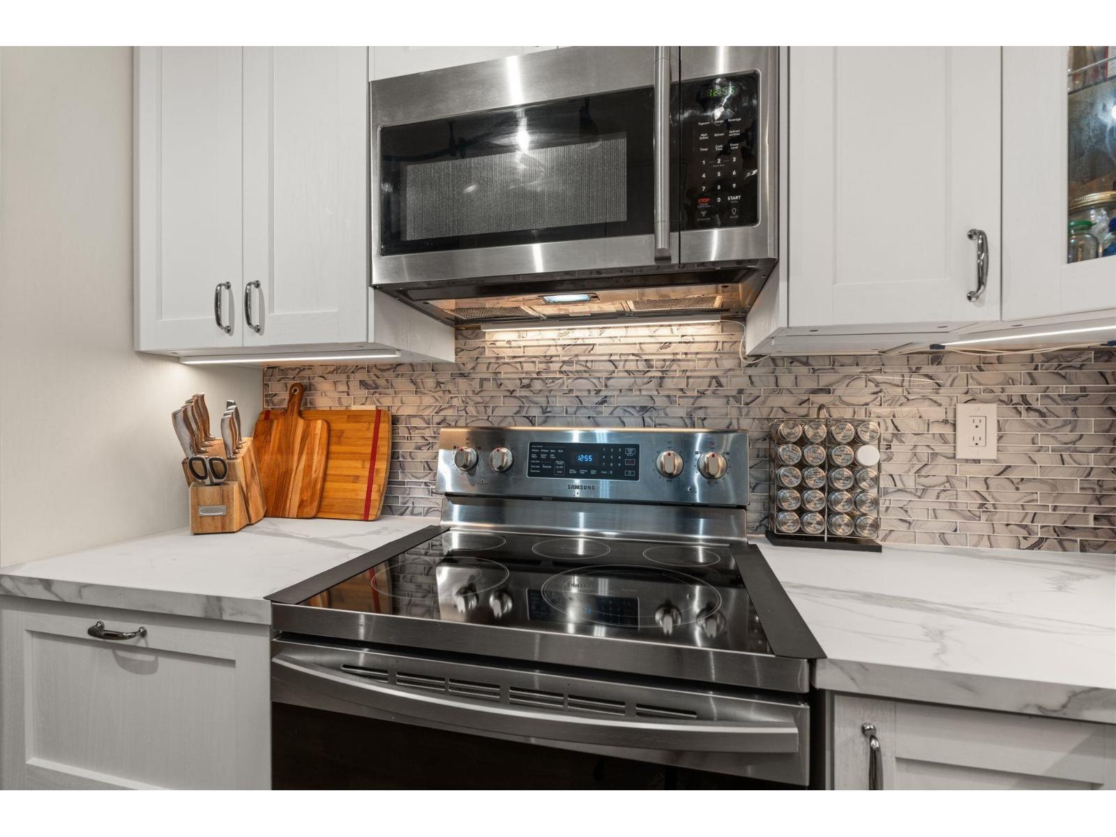 109 33233 E Bourquin Crescent, Abbotsford, British Columbia  V2S 1Y2 - Photo 15 - R3049218