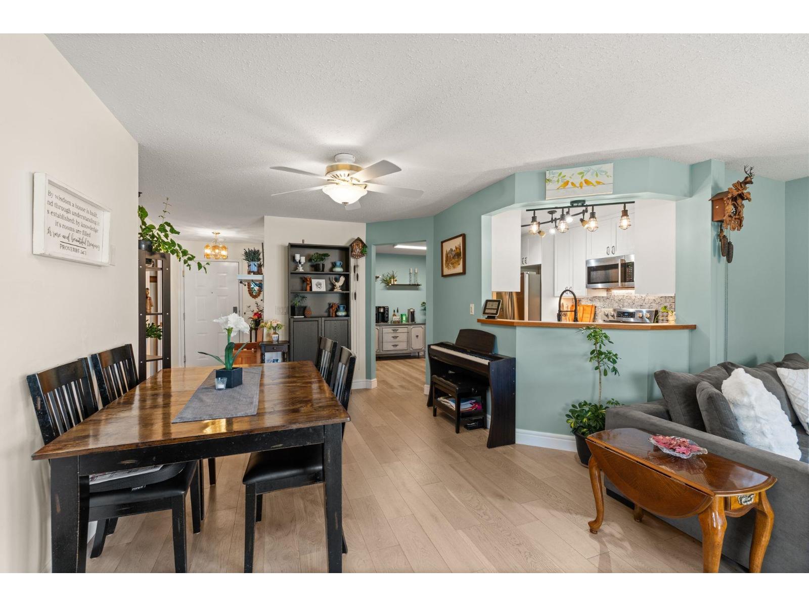 109 33233 E Bourquin Crescent, Abbotsford, British Columbia  V2S 1Y2 - Photo 9 - R3049218