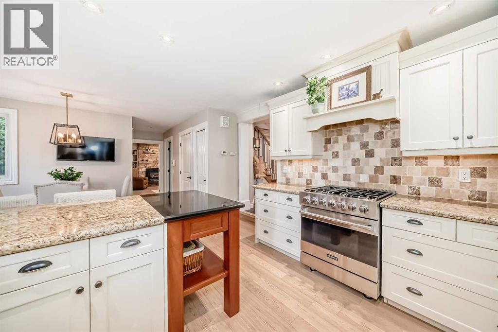 30 Canova Road Sw, Calgary, Alberta  T2W 2G3 - Photo 10 - A2260632