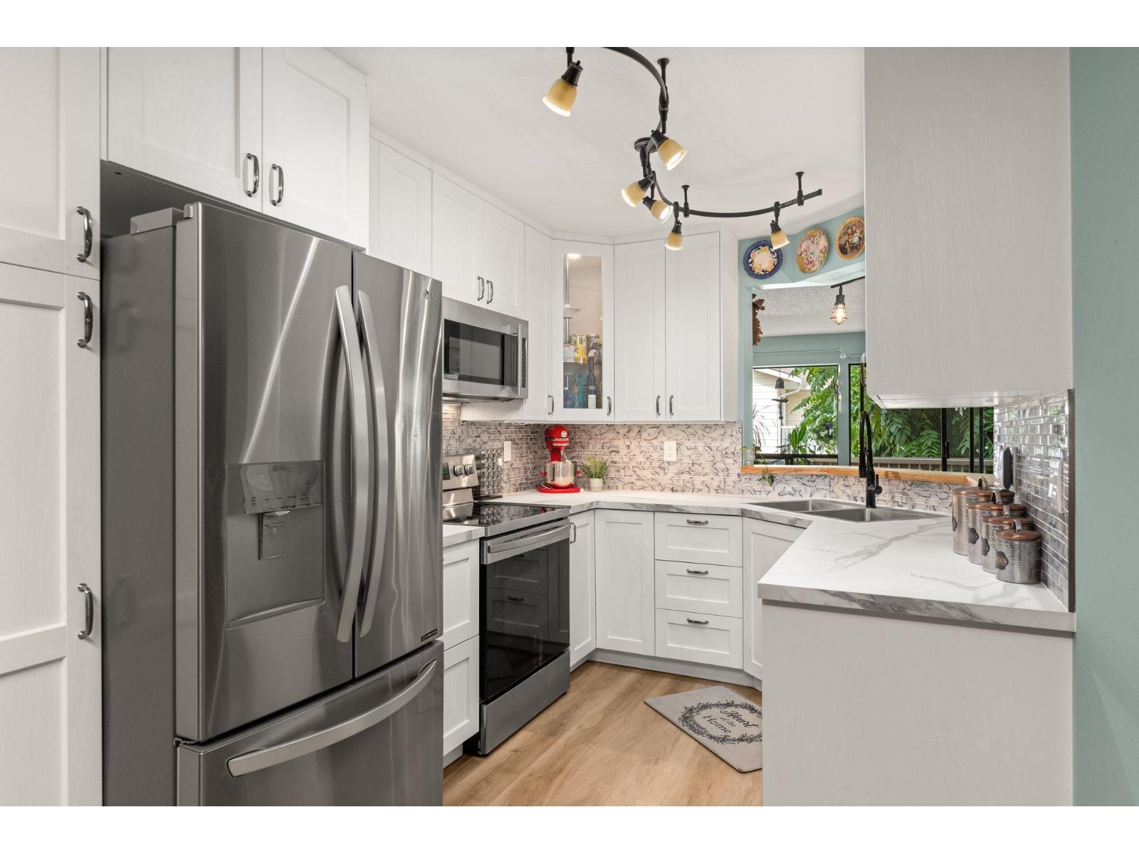 109 33233 E Bourquin Crescent, Abbotsford, British Columbia  V2S 1Y2 - Photo 13 - R3049218