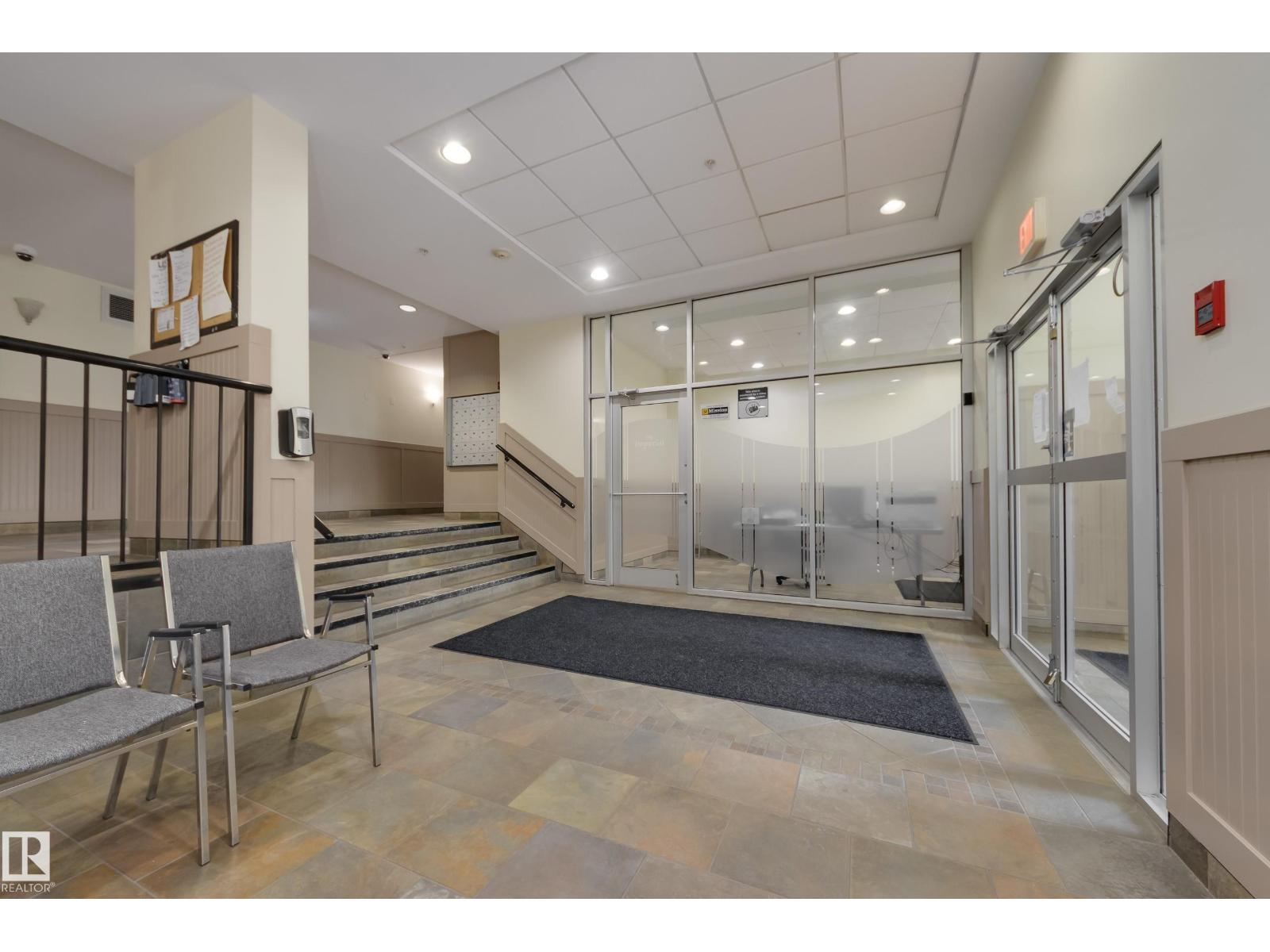 #301 10235 112 Street Nw, Edmonton, Alberta  T5K 1M7 - Photo 4 - E4464081