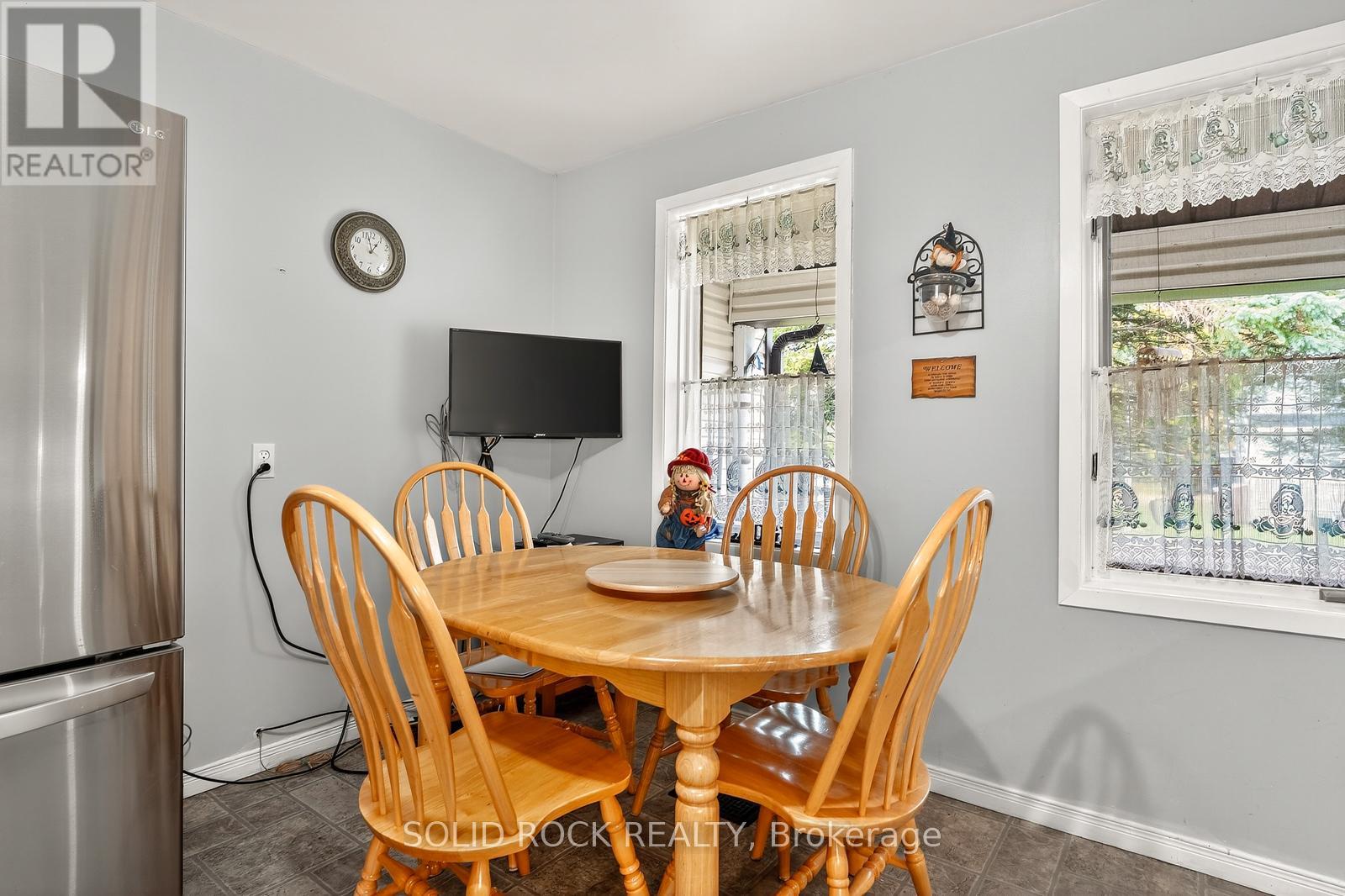 1262 Rodney Lane, North Dundas, Ontario  K0C 2K0 - Photo 25 - X12491878