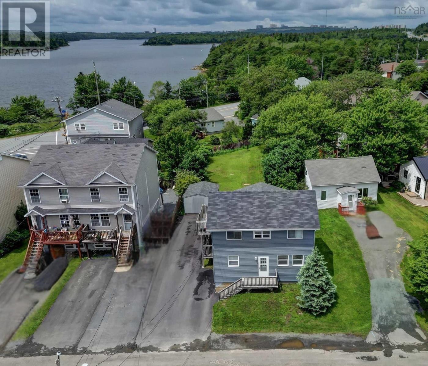 4 Lewis Street, Halifax, Nova Scotia  B3R 1P6 - Photo 1 - 202526918
