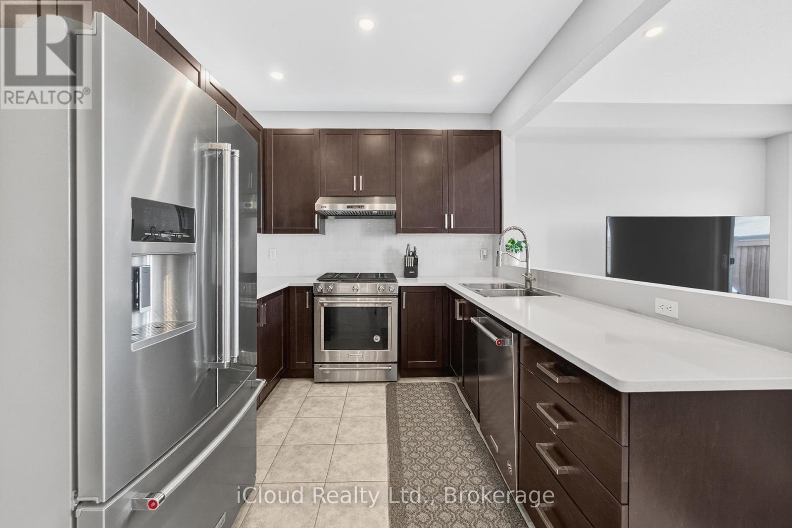 617 Mockridge Terrace, Milton, Ontario  L9T 7V2 - Photo 14 - W12492428