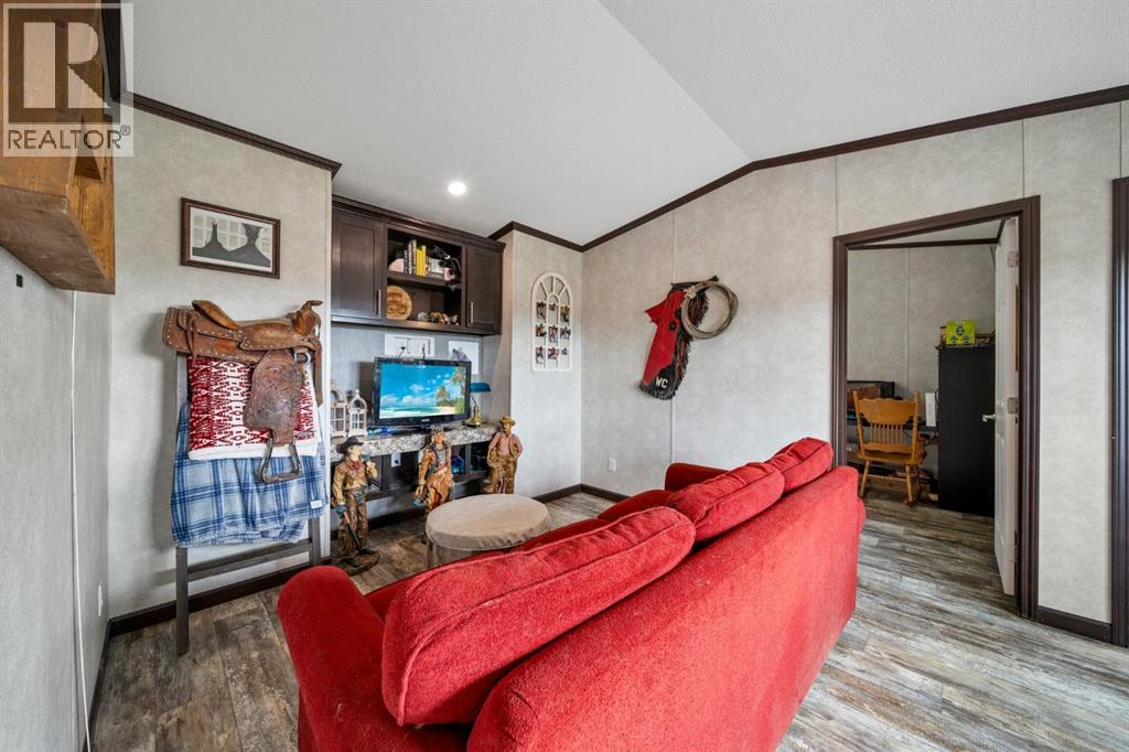 265115 Range Road 55, Rural Rocky View County, Alberta  T4C 1B7 - Photo 14 - A2253439