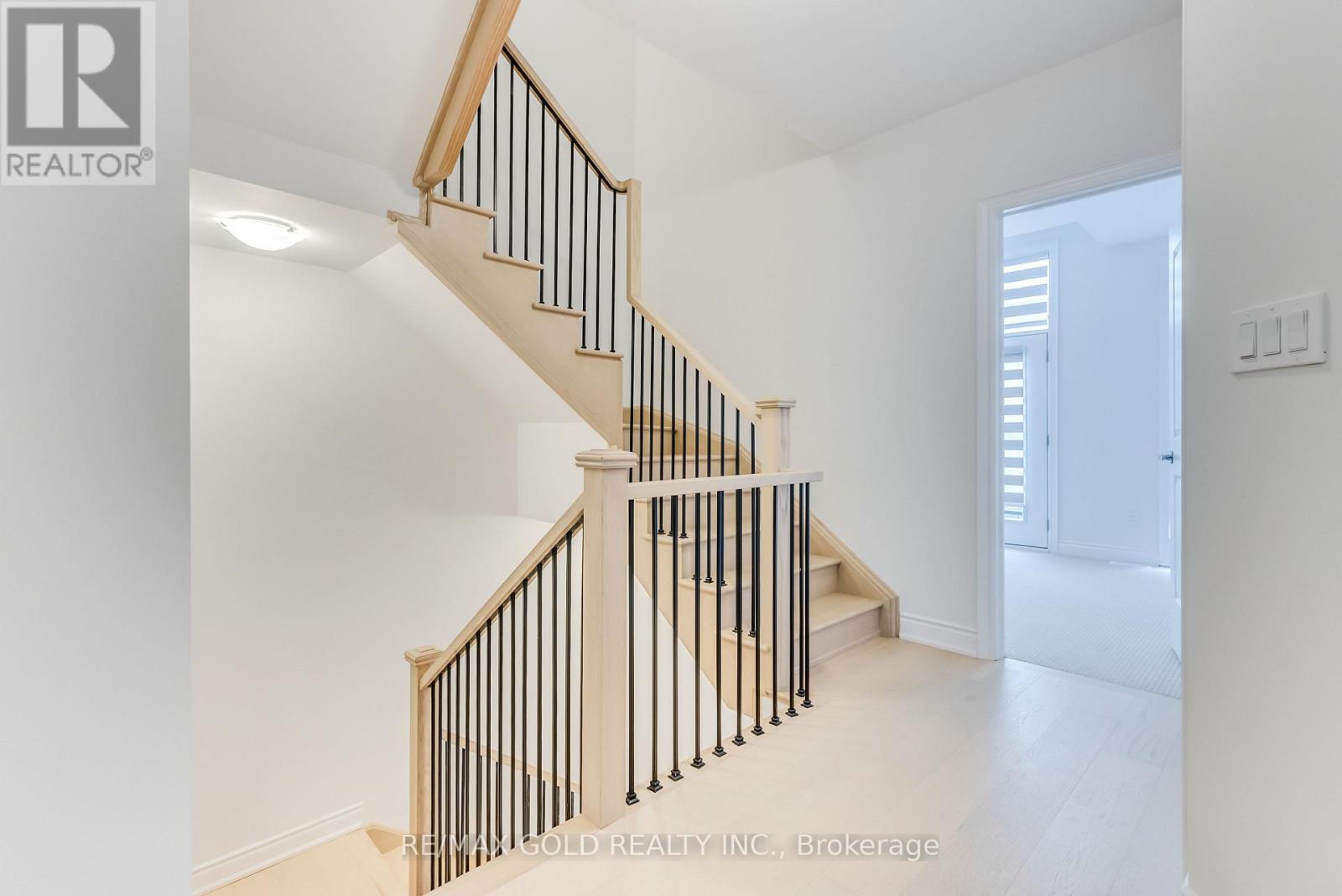 1250 Anthonia Trail, Oakville, Ontario  L6H 7Y7 - Photo 35 - W12492482