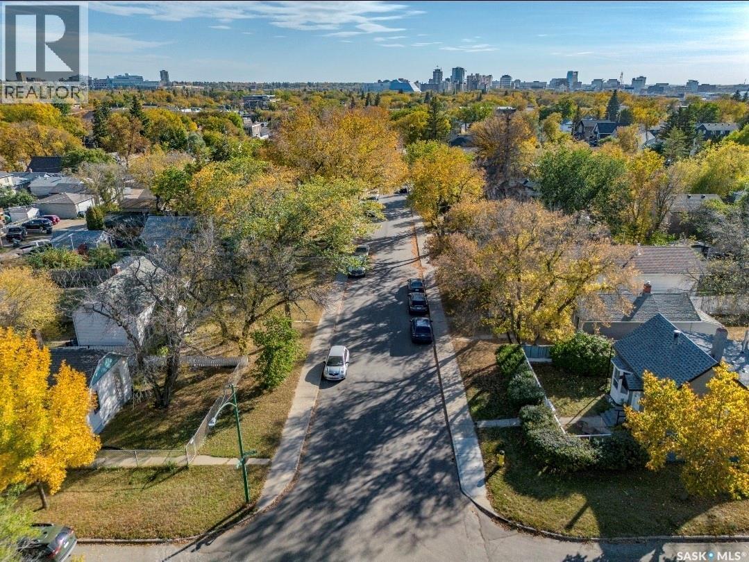 1423 6th AVENUE N, Saskatoon, Saskatchewan