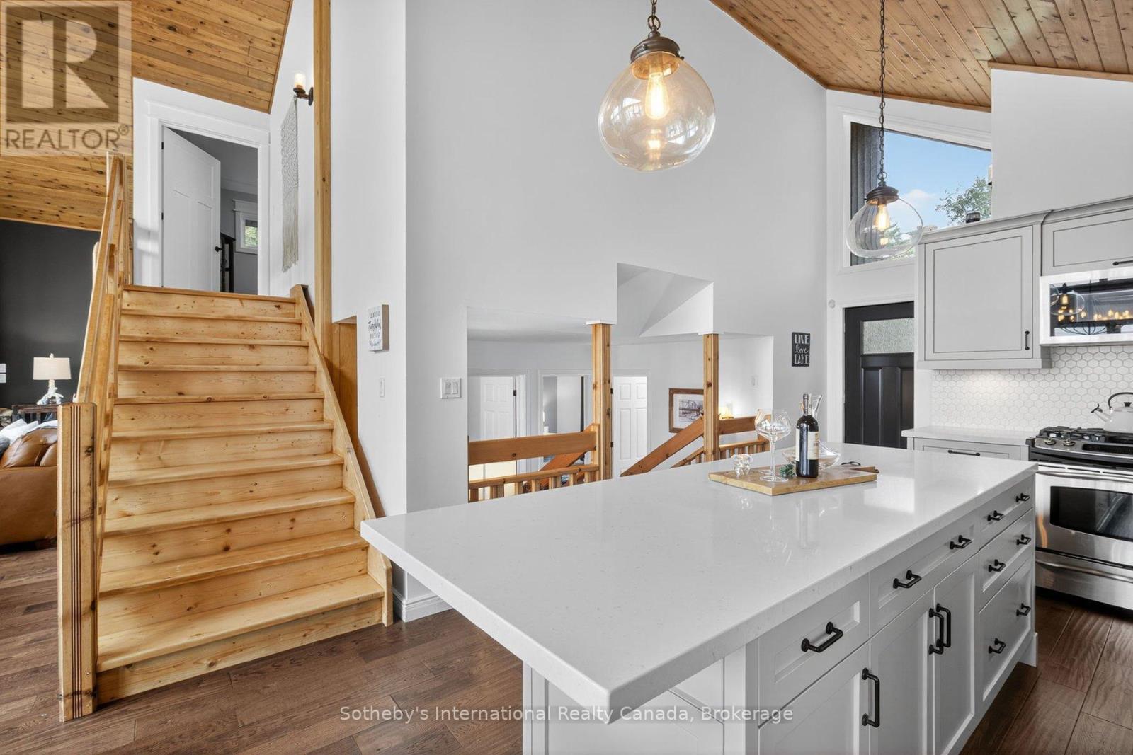 1773 Champlain Road, Tiny, Ontario  L9M 0C1 - Photo 17 - S12440117