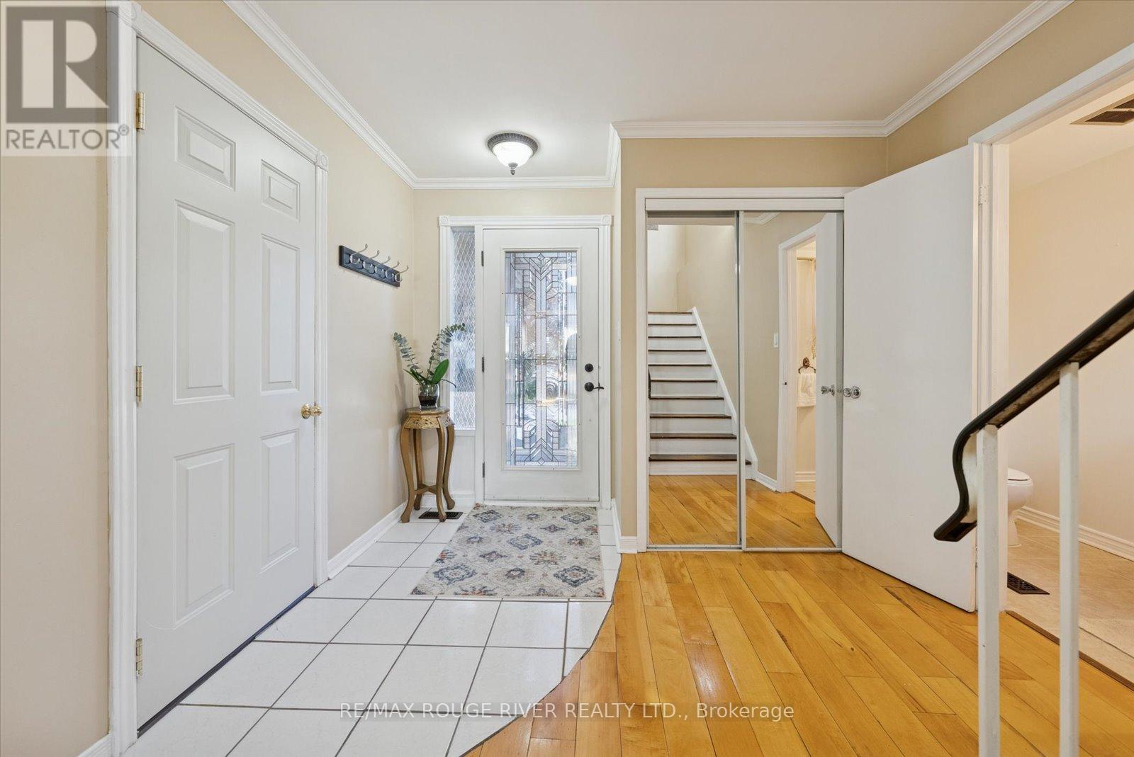 55 Loscombe Drive, Clarington, Ontario  L1C 3S8 - Photo 4 - E12487763