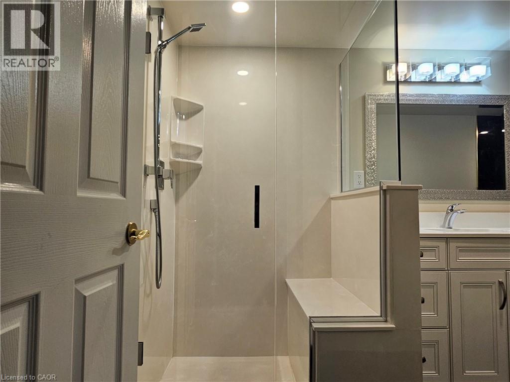 67 Caroline Street S Unit# 11e, Hamilton, Ontario  L8P 3K6 - Photo 8 - 40766776